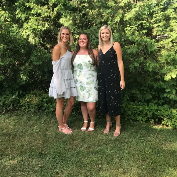 Gentle fawn romper - Picture 3 of 3